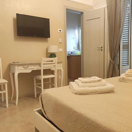 Dimora Della Nonna Hotel Mola di Bari Exterior foto